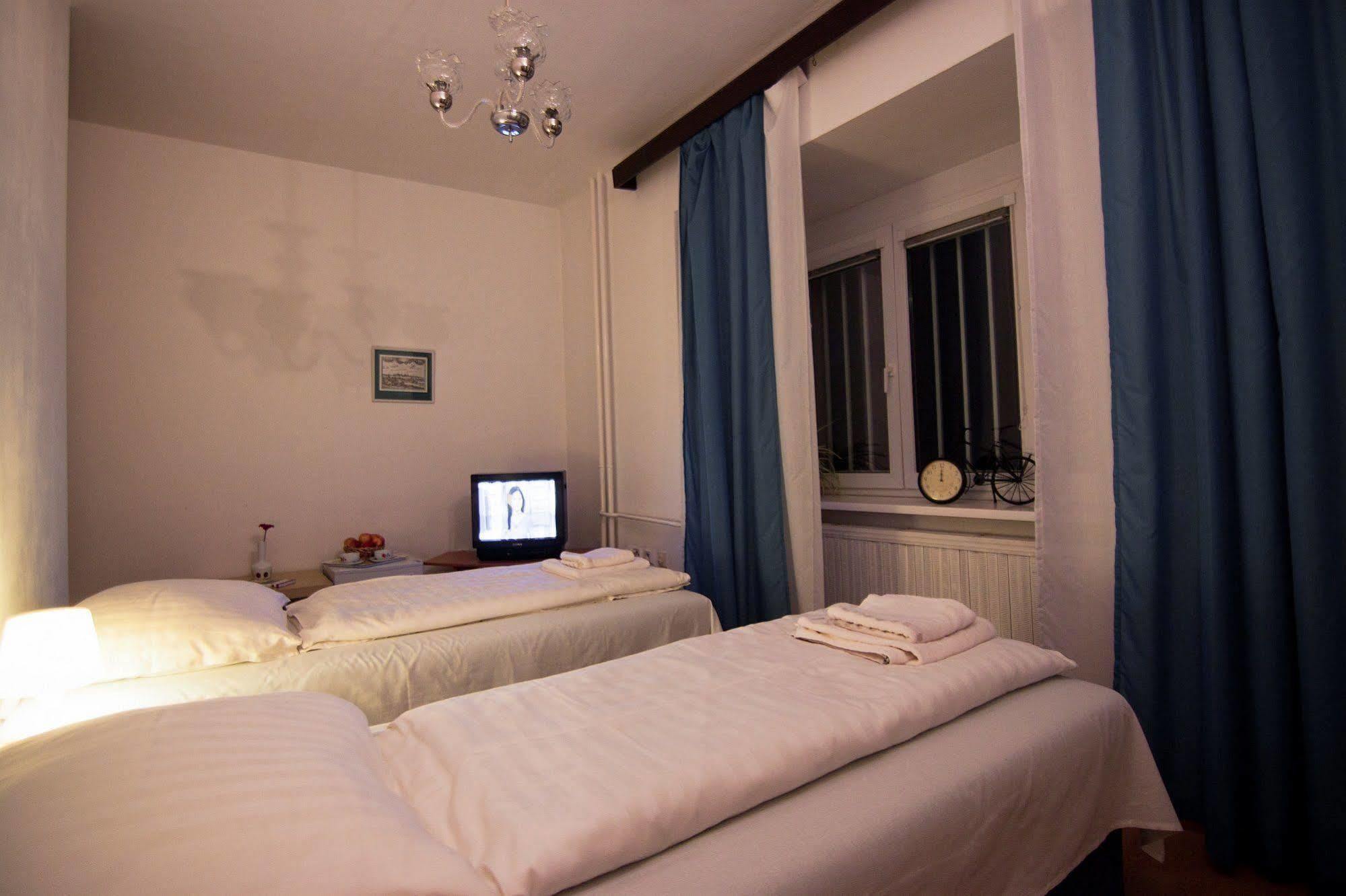 Pension Nika Praga Exterior foto